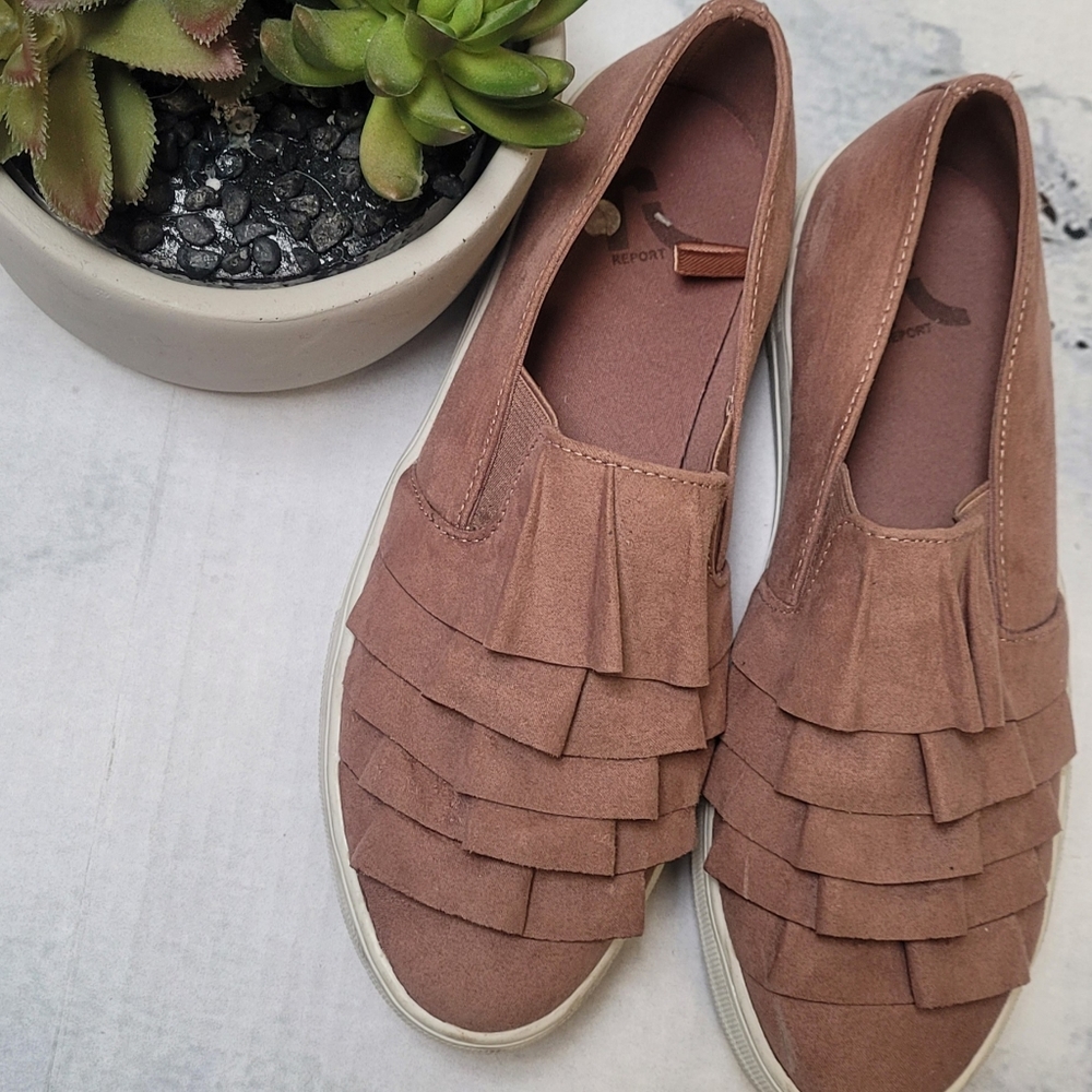 REPORT AIOLA WOMEN'S SLIP ONS